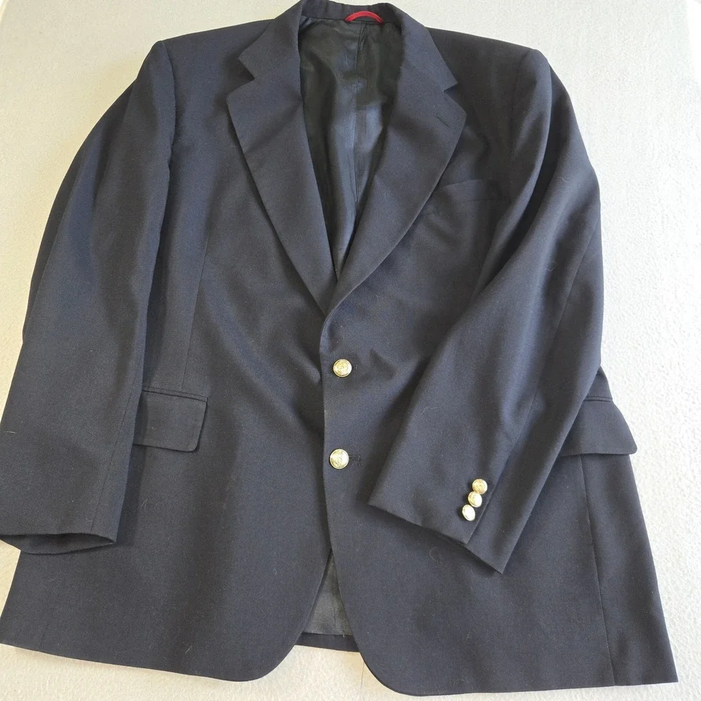 Jos. A. Bank Blazer Mens 46R Navy Blue 100% Wool Gold Crest Button Kent Coat